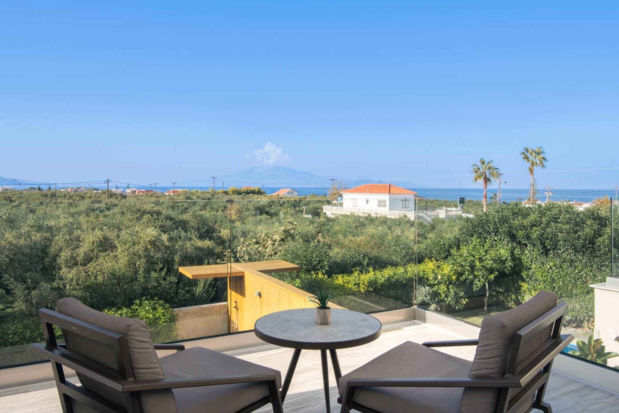 Akea Villa Tragaki